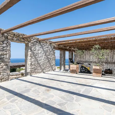 Luxurious Traditional Villa *