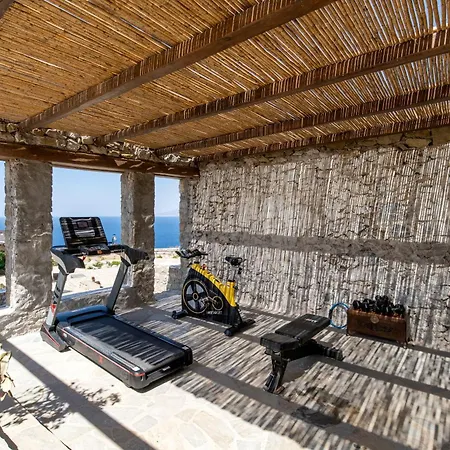 Luxurious Traditional Mykonos Town