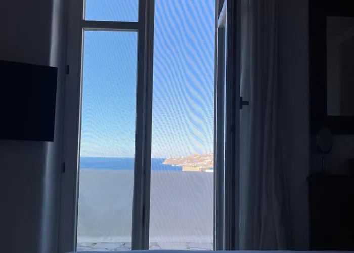 Luxurious Traditional Villa *